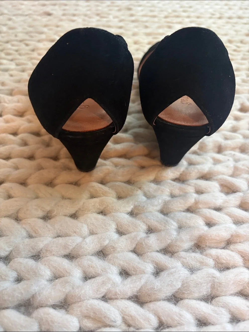Gentle Souls! New! Women's Black Suede Open-Toe D'Orsay Heels